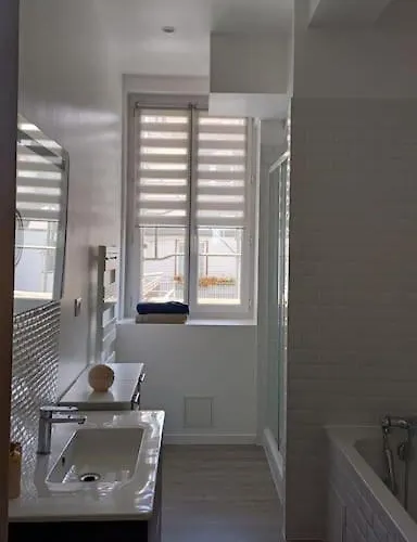 Au Vue Apartament Dieppe